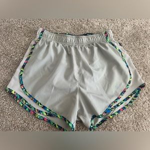 Gray Nike Tempo Shorts Women’s Small